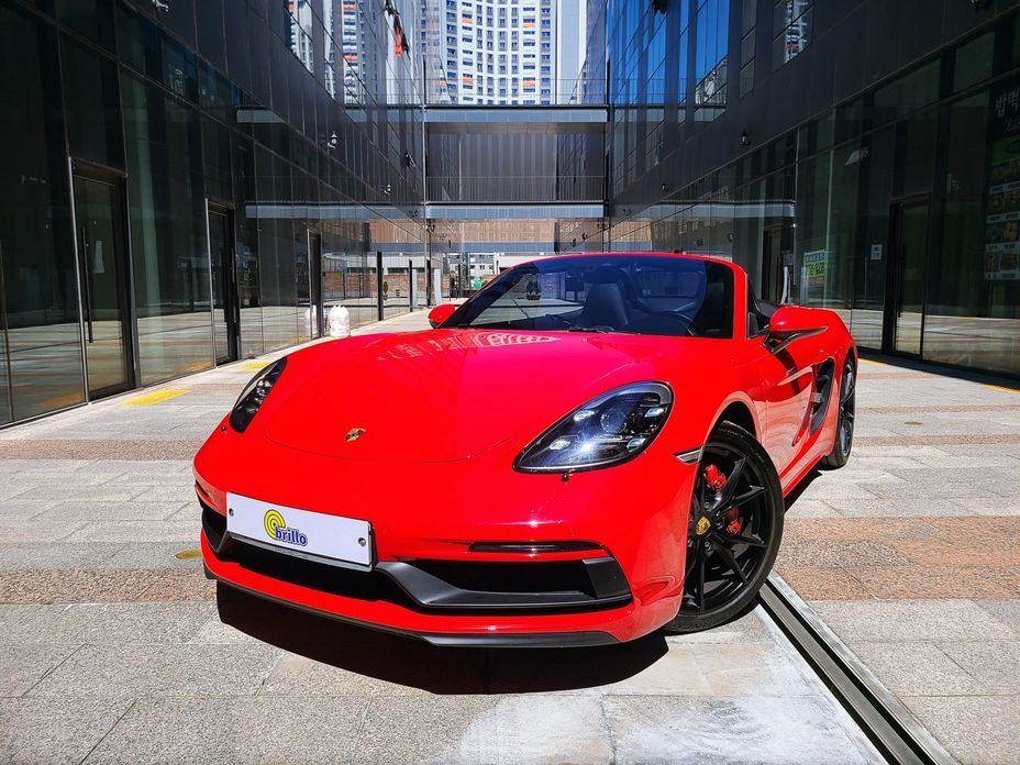 Porsche 718