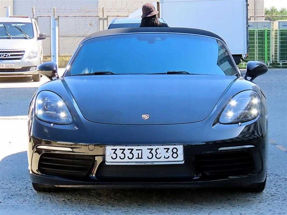 Porsche 718