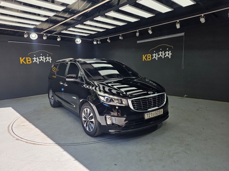 Kia Canival