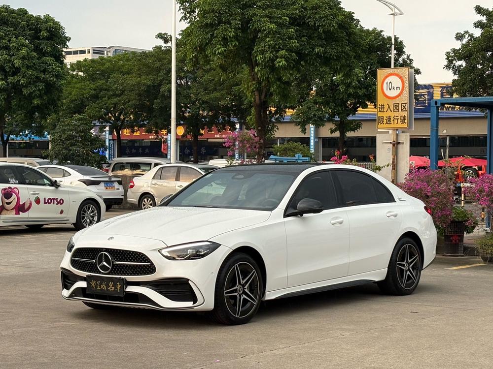 Mercedes-Benz Mercedes-Benz C-Class