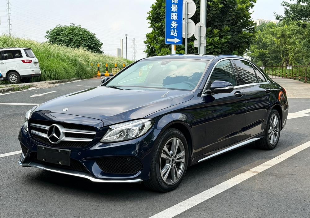 Mercedes-Benz Mercedes-Benz C-Class