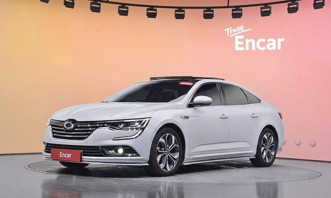 Renault SM6