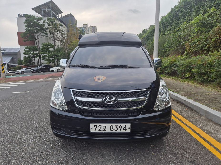 Hyundai Starex