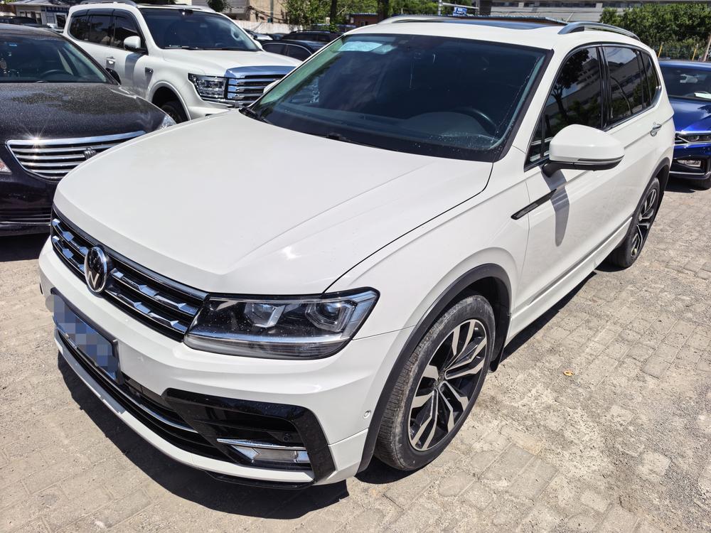 Volkswagen Tiguan L
