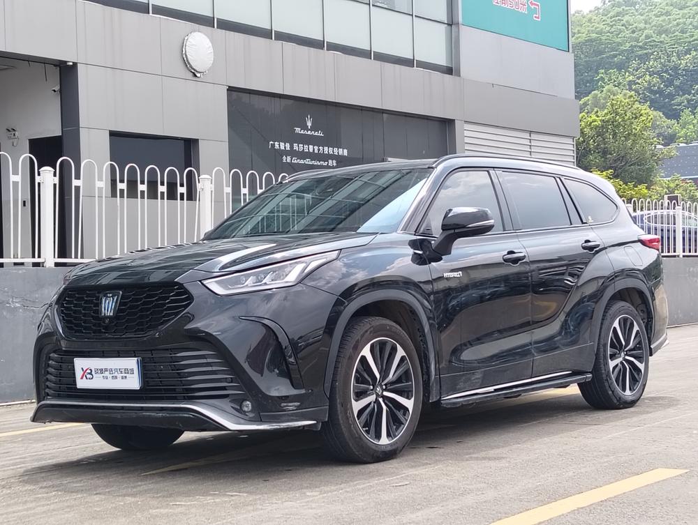 Toyota Crown Kluger