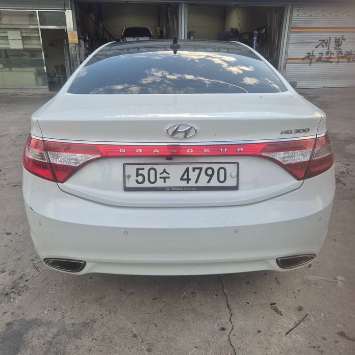 Hyundai Grandeur