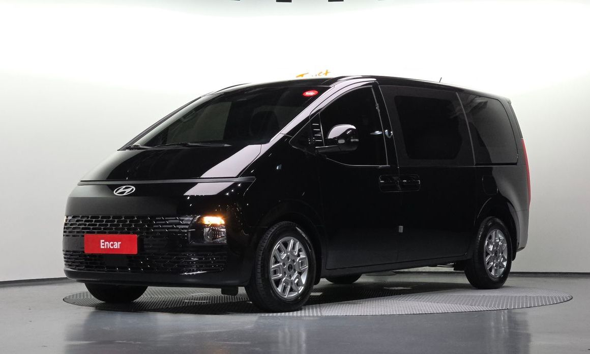 Hyundai Staria