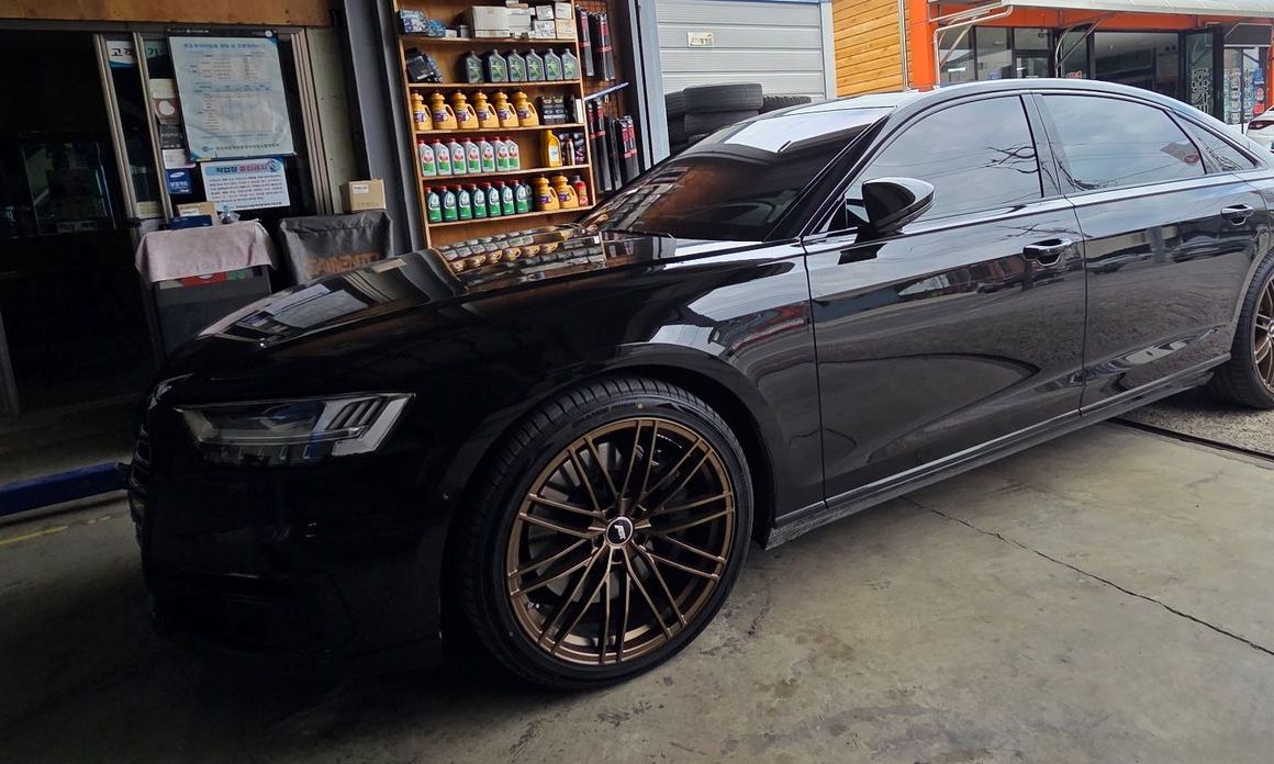 Audi A8