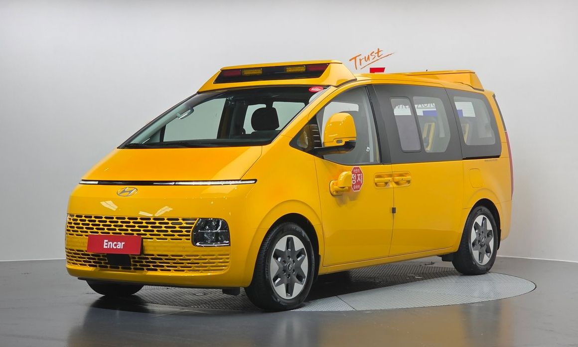 Hyundai Staria
