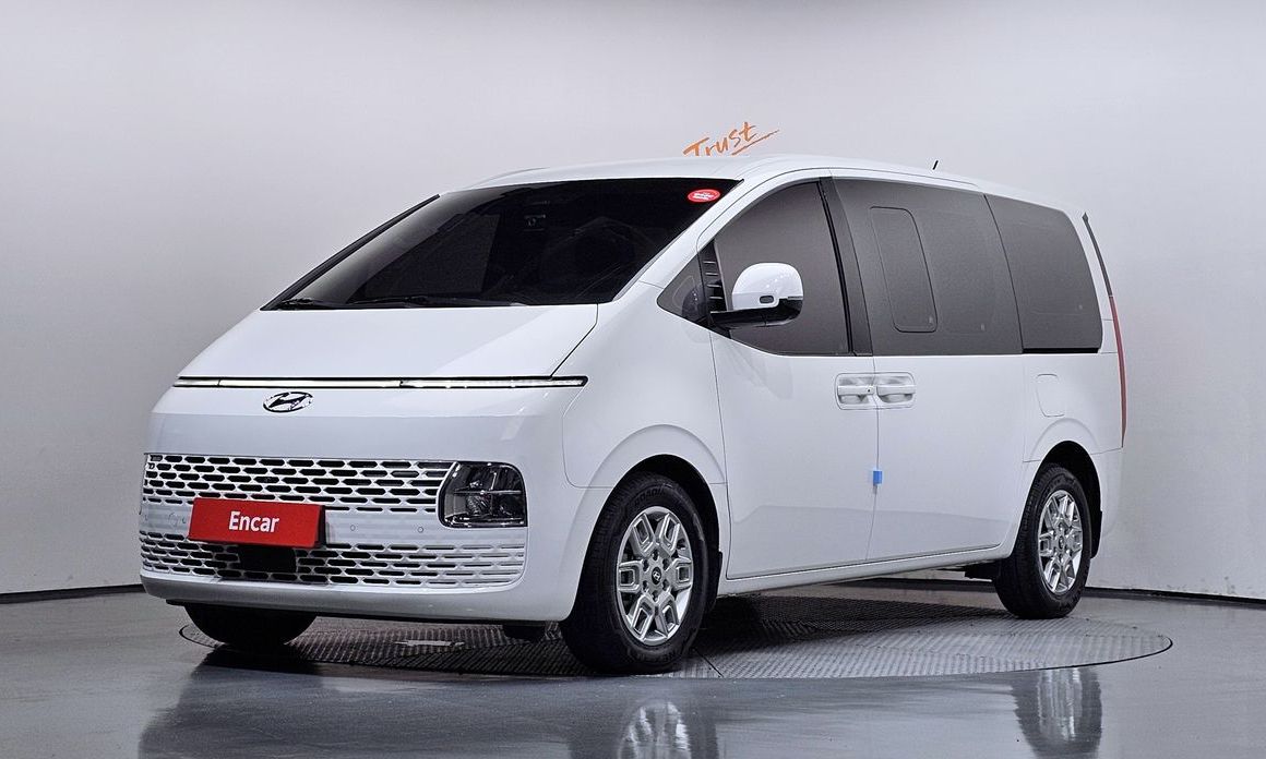 Hyundai Staria
