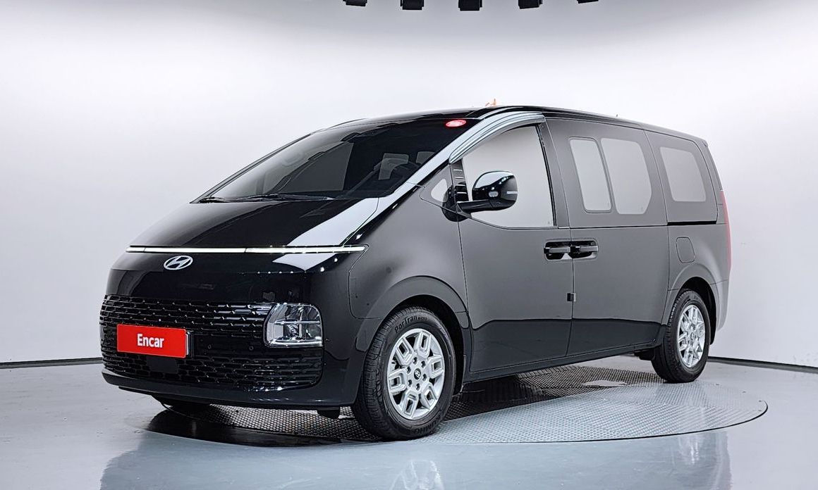 Hyundai Staria