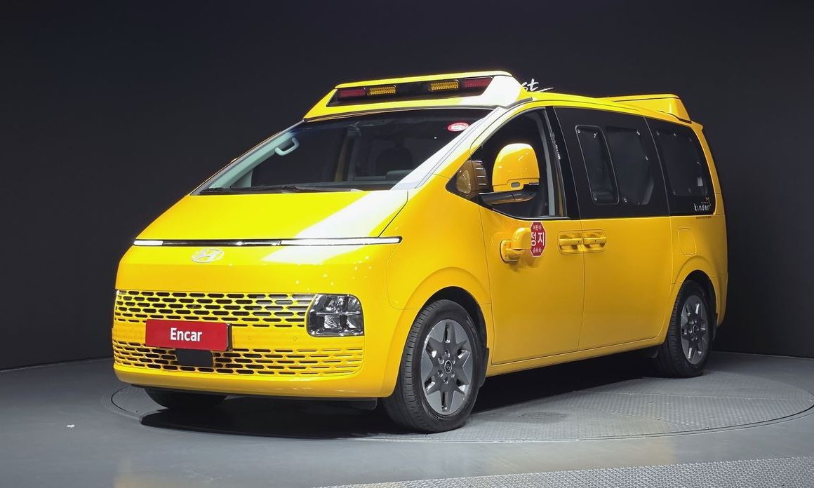 Hyundai Staria