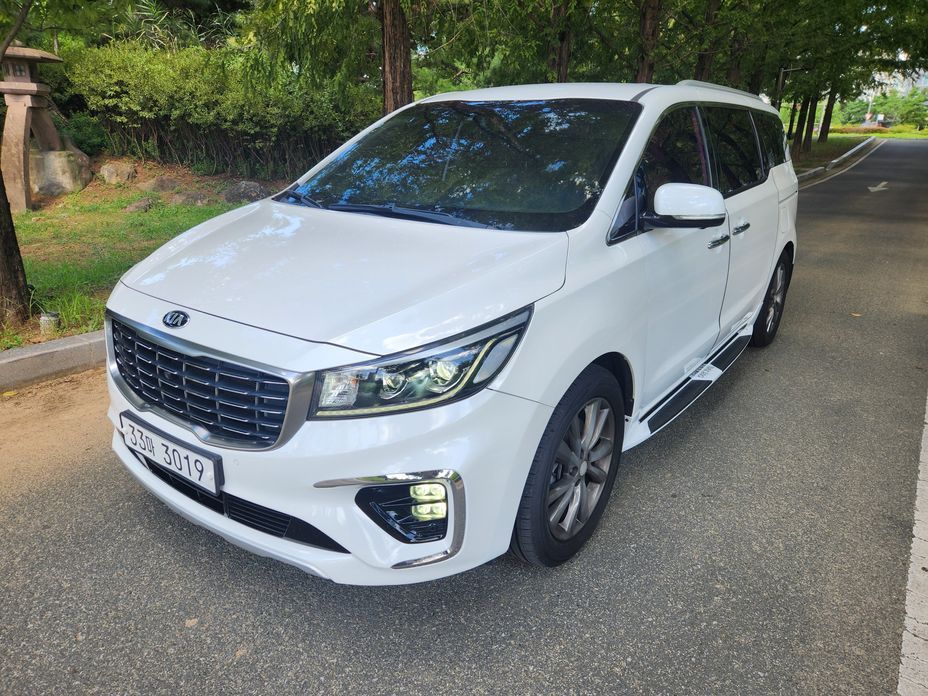 Kia Canival