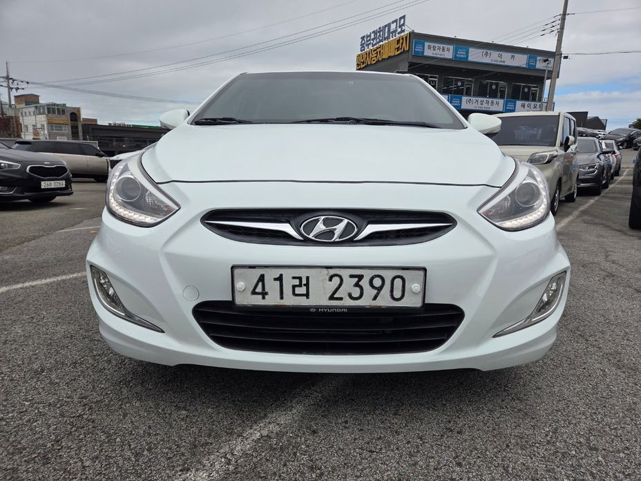 Hyundai Accent