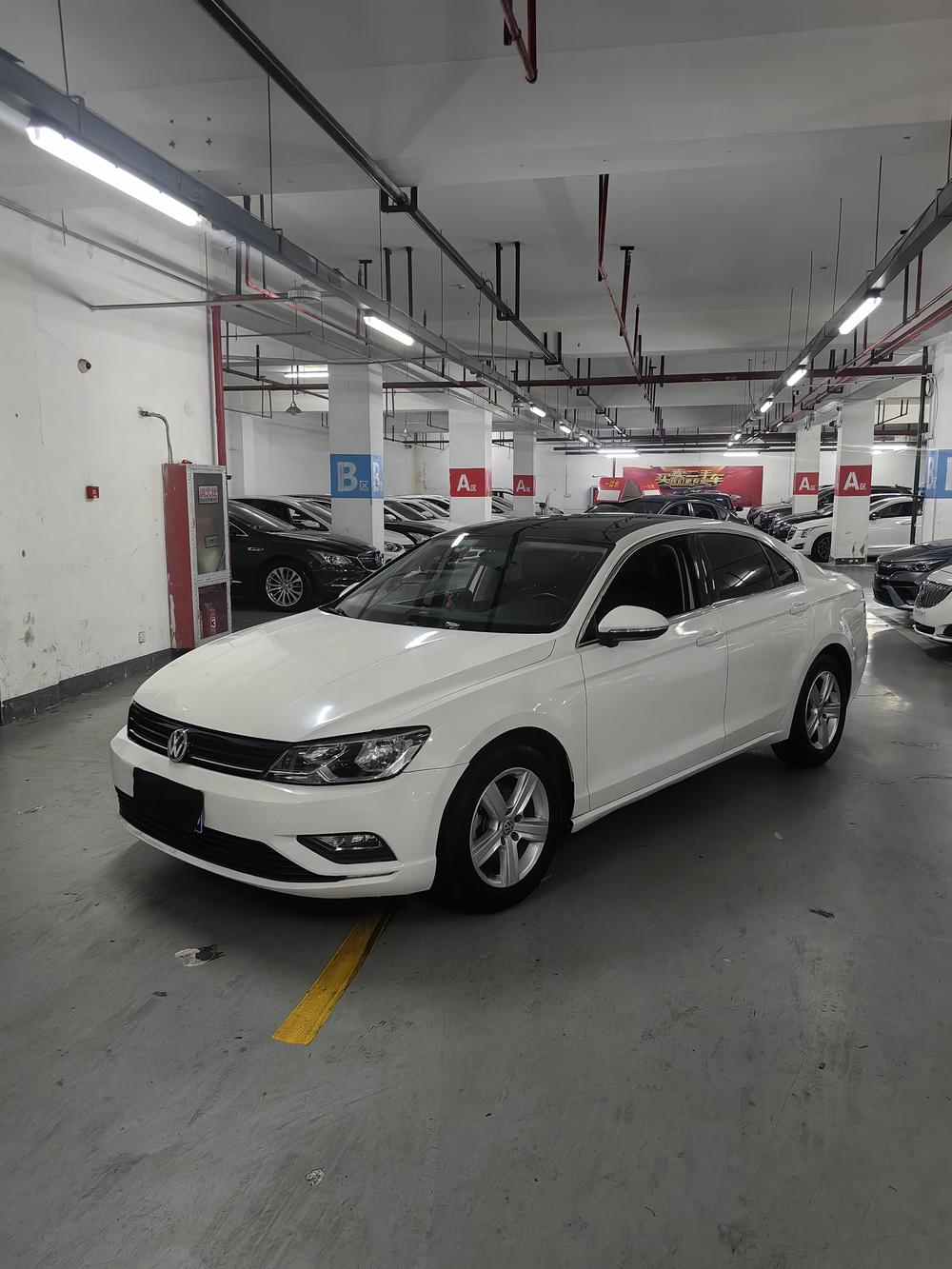 Volkswagen Lamando