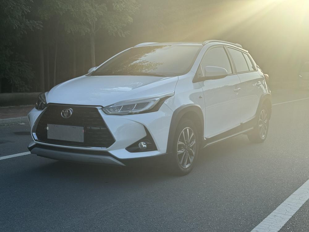 Toyota Yaris L