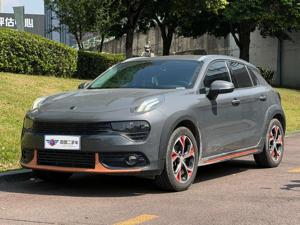 Lynk & Co Lynk & Co 02