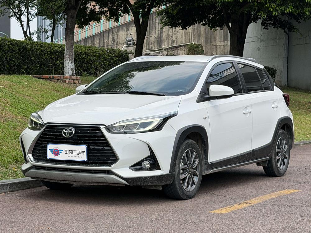 Toyota Yaris L