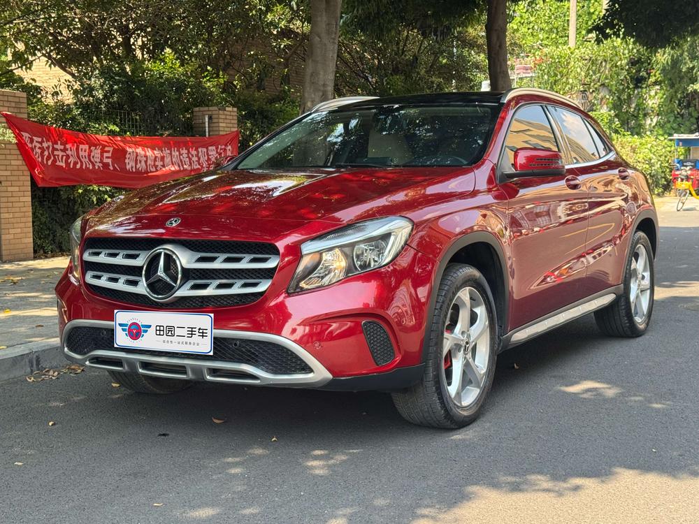 Mercedes-Benz Mercedes-Benz GLA