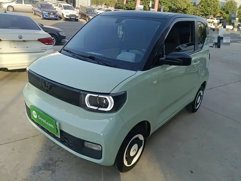 Wuling MINIEV