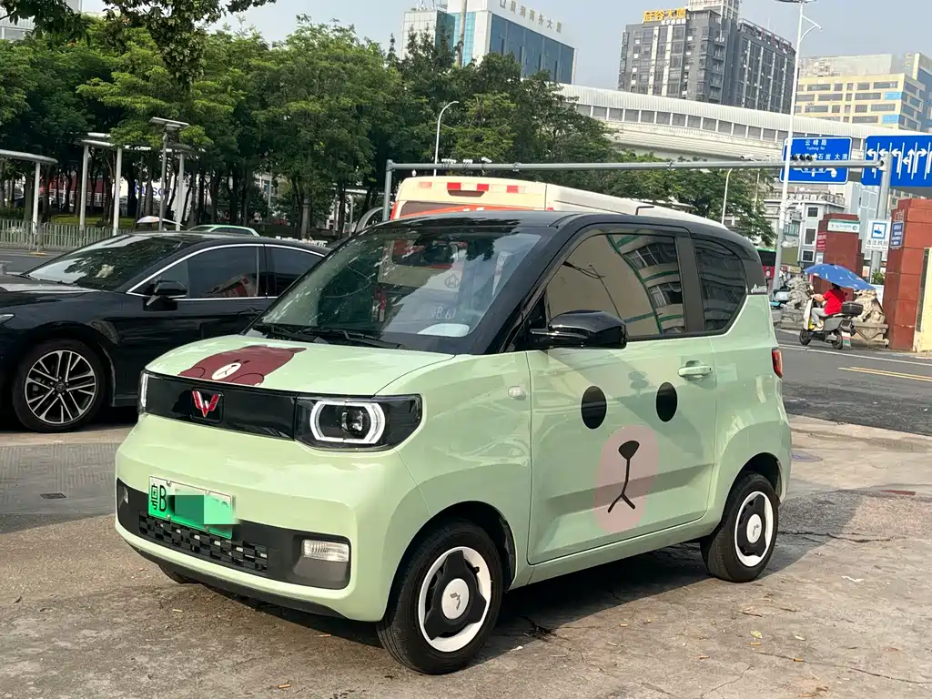 Wuling MINIEV