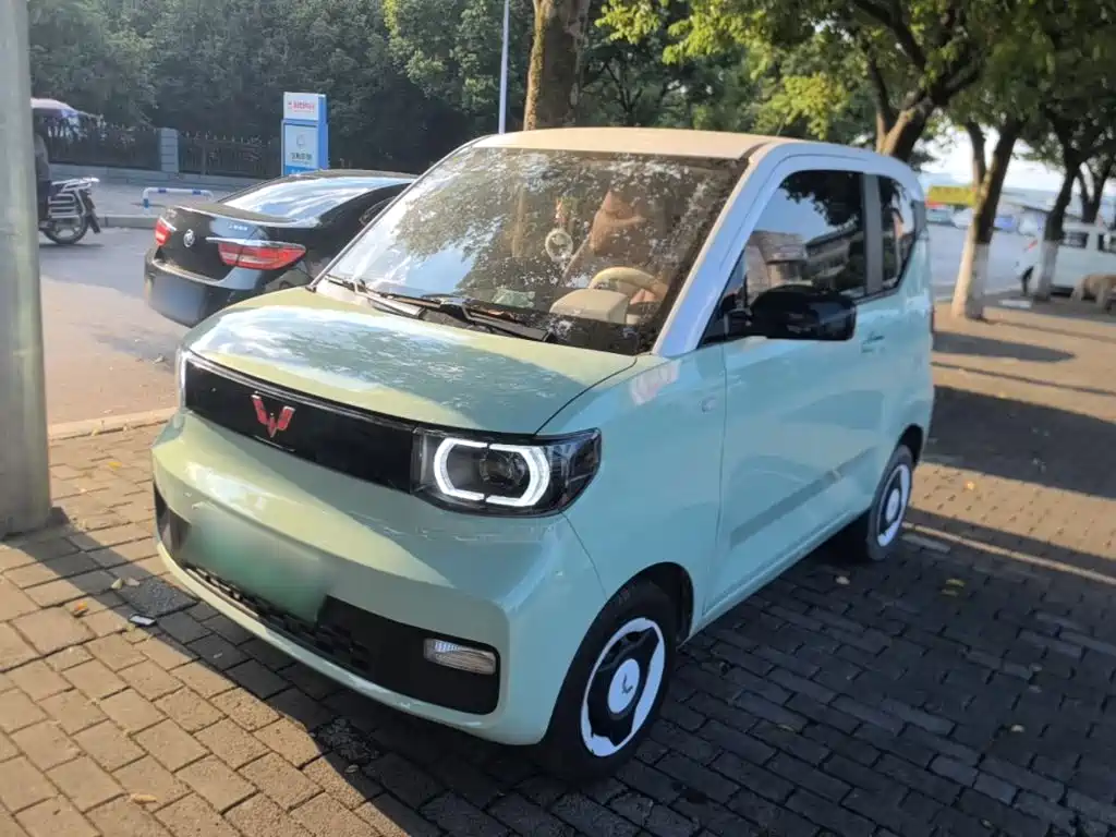 Wuling MINIEV