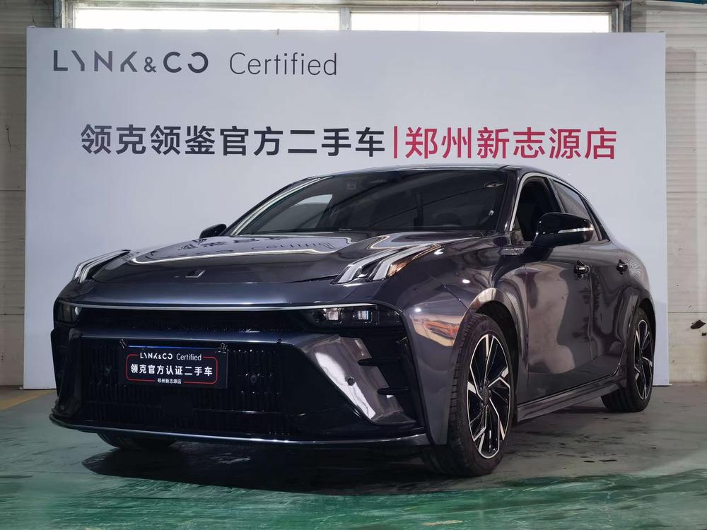 Lynk & Co Lynk & Co 03
