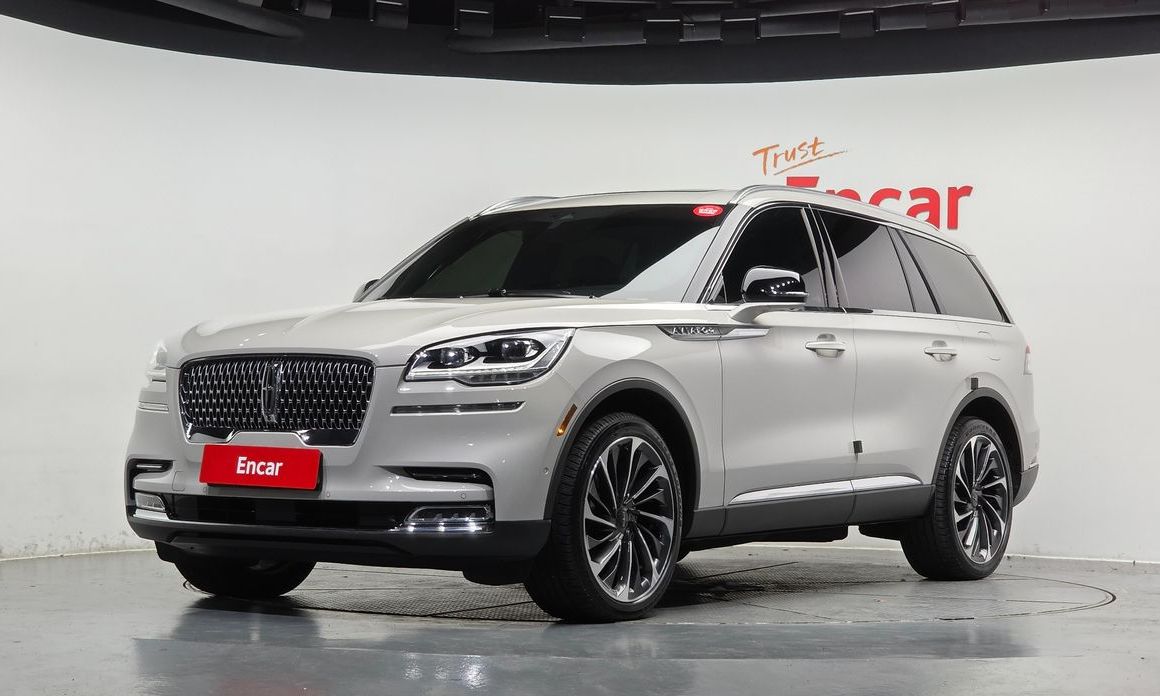 Lincoln Aviator