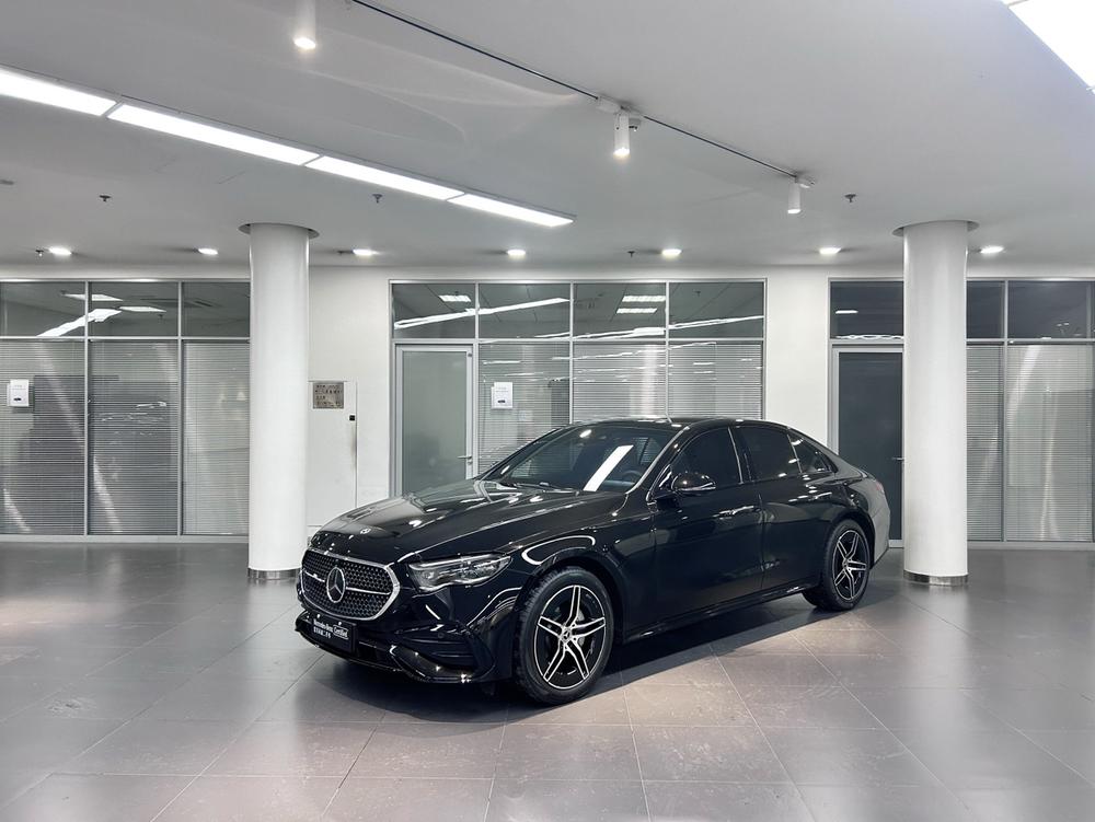Mercedes-Benz Mercedes-Benz E-Class (Import)