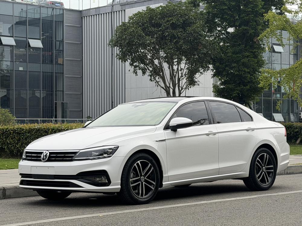 Volkswagen Lamando