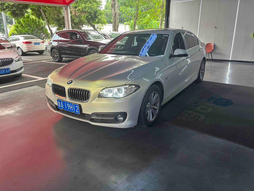 BMW BMW 5-Series