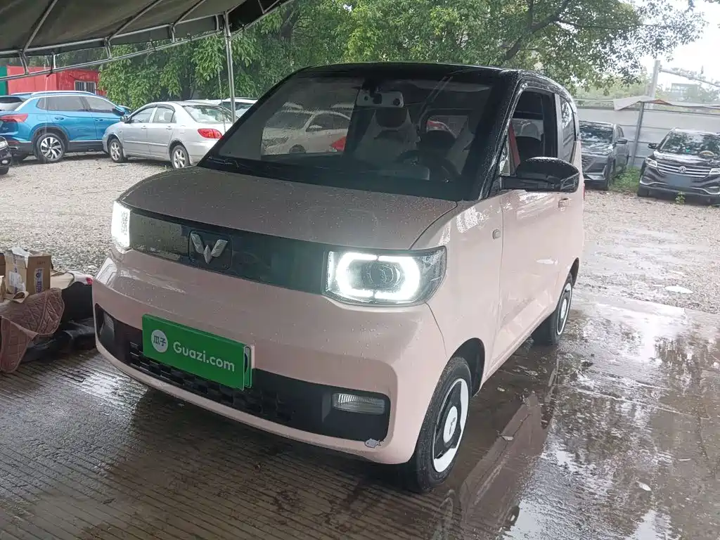 Wuling MINIEV
