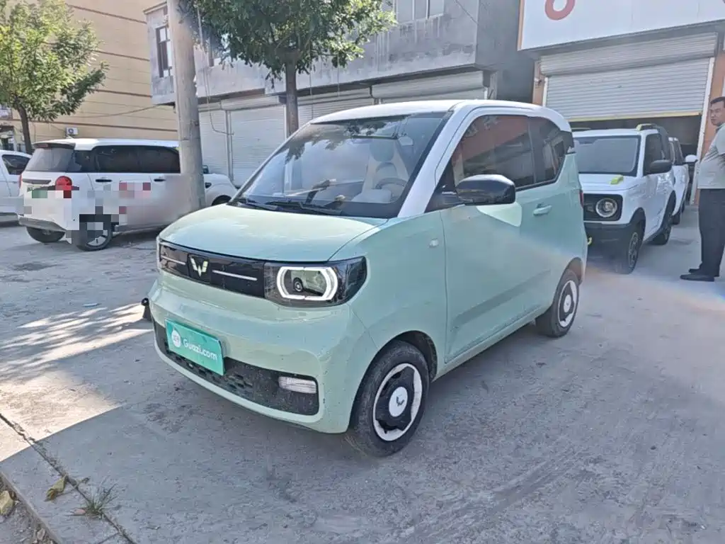 Wuling MINIEV