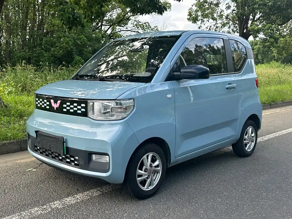 Wuling MINIEV
