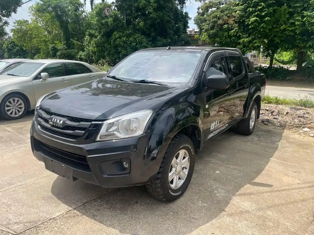 Isuzu RE-MAX Ruimai