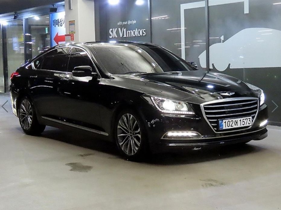 Hyundai Genesis