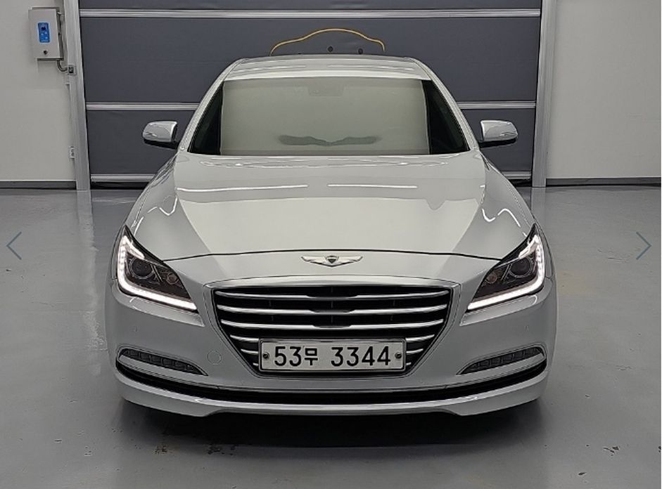 Hyundai Genesis