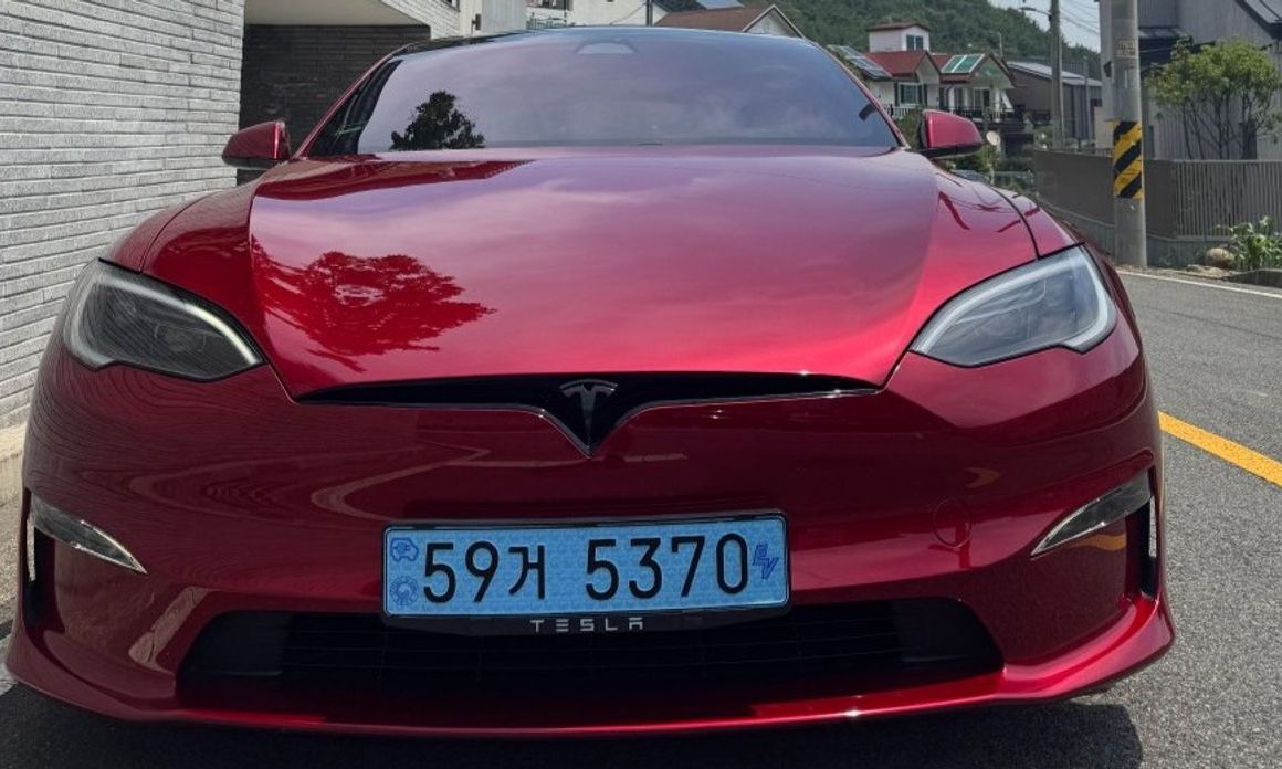 Tesla Model S