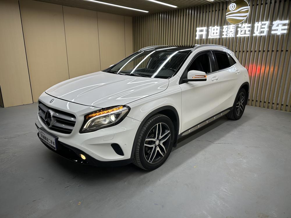 Mercedes-Benz Mercedes-Benz GLA