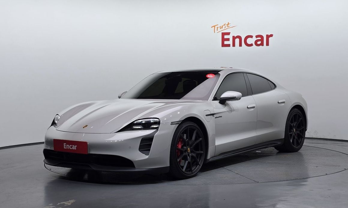 Porsche Taycan