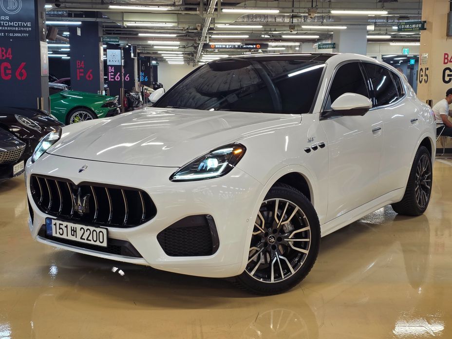 Maserati Grecale