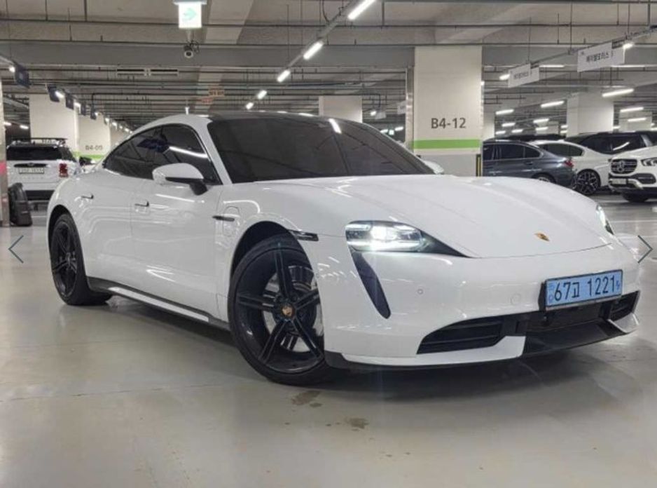 Porsche Taycan