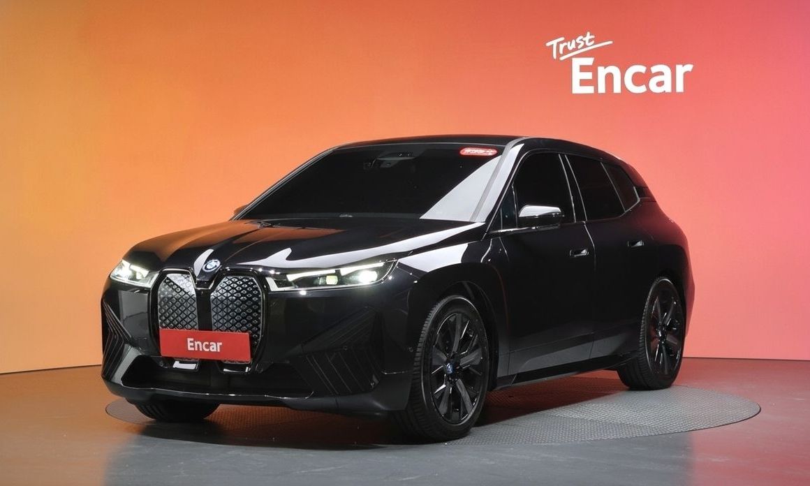 BMW iX