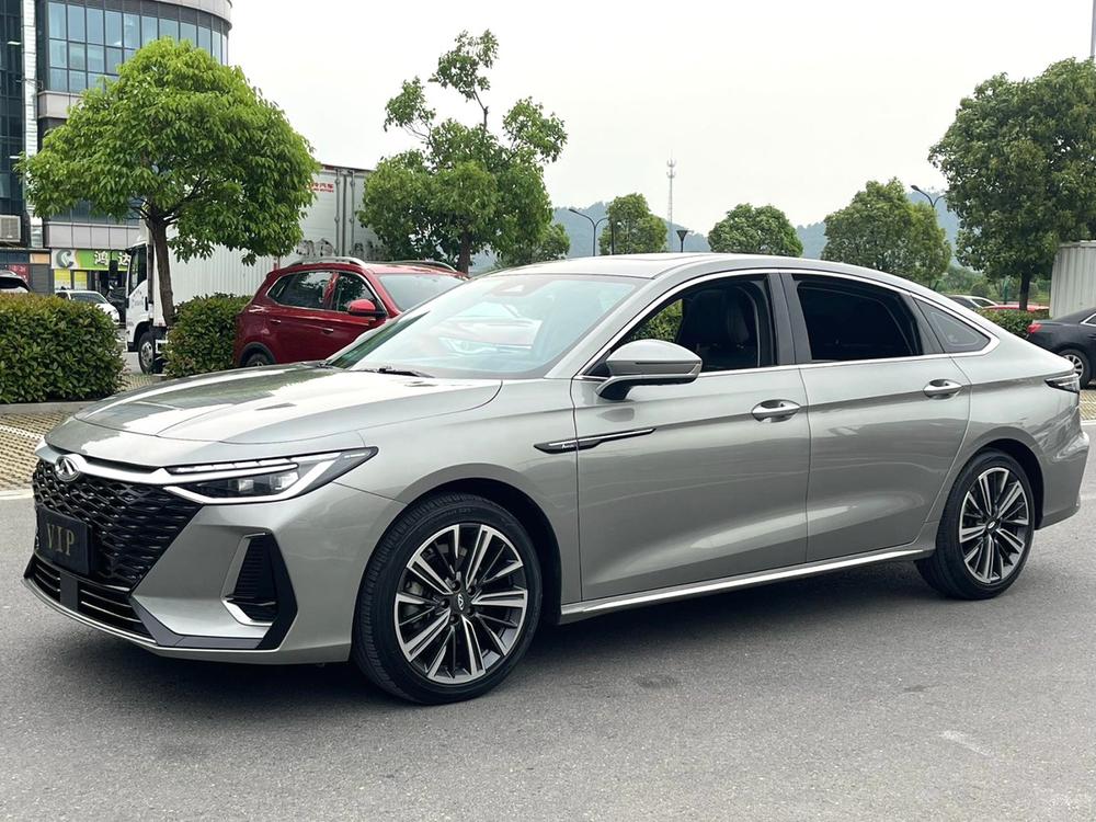 Chery Arrizo 8