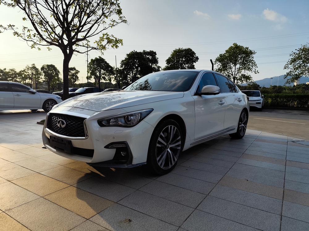 Infiniti Infiniti Q50L