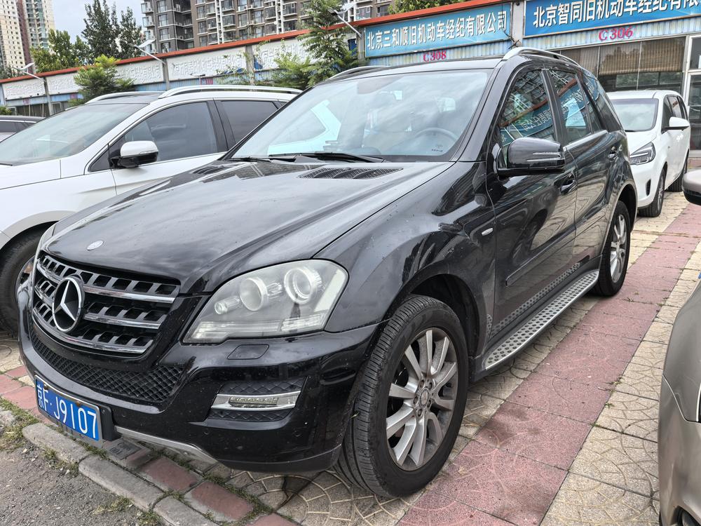 Mercedes-Benz Mercedes-Benz M-Class