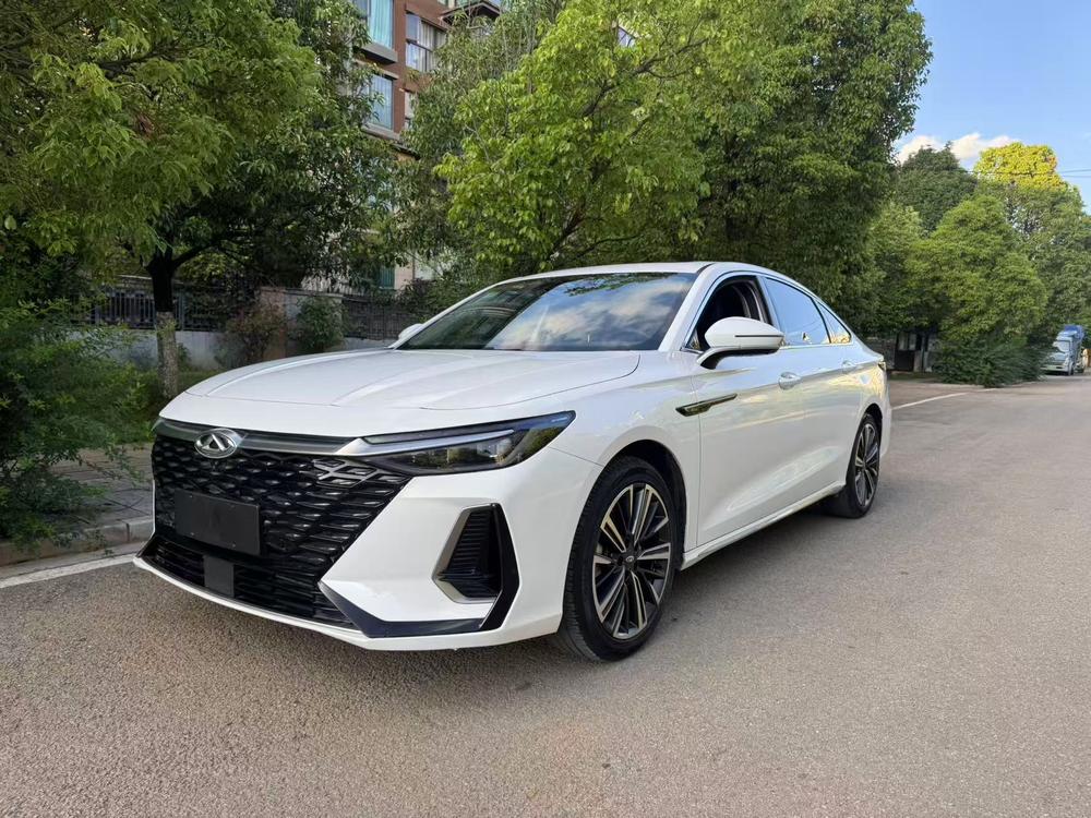 Chery Arrizo 8