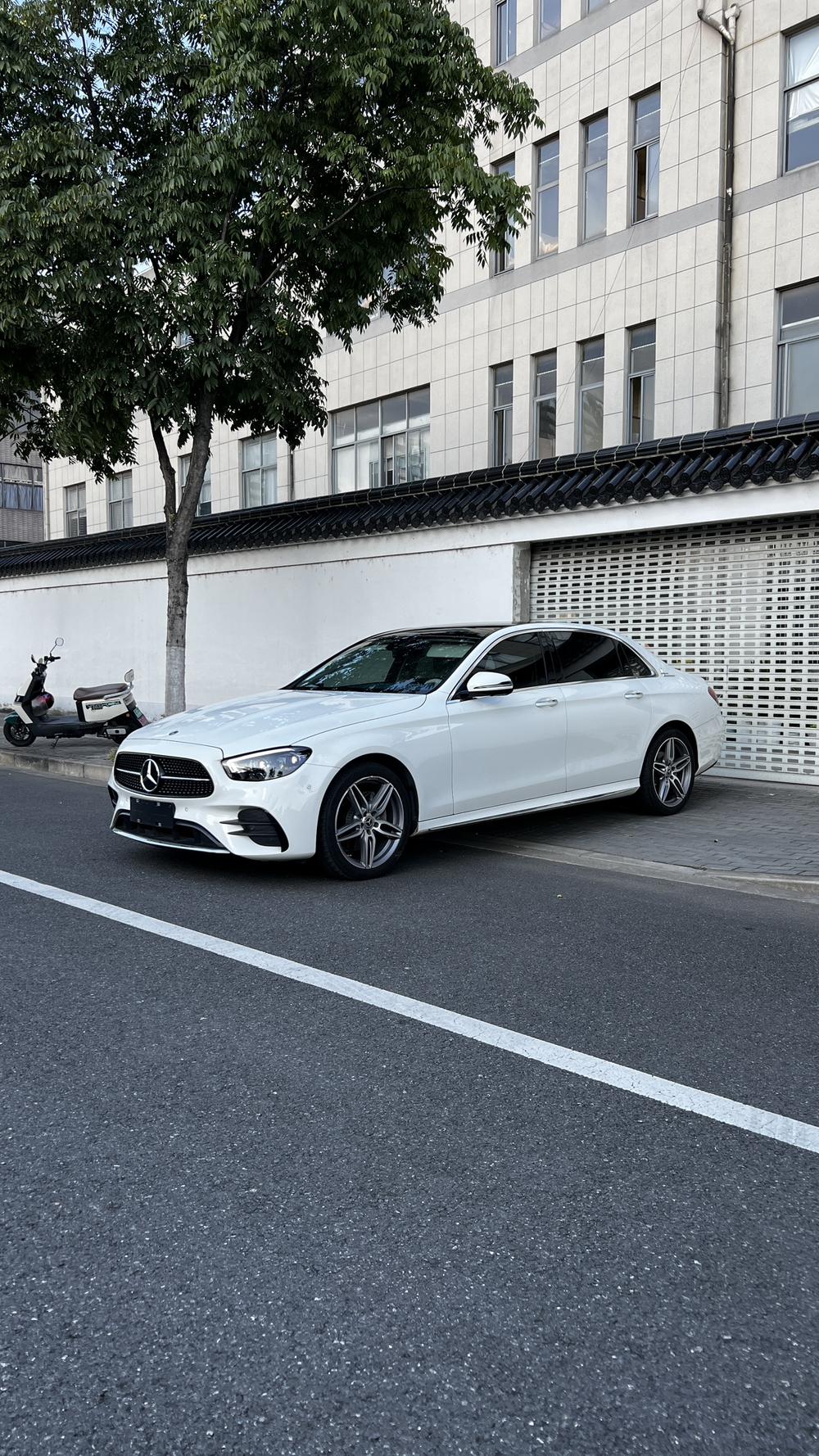 Mercedes-Benz Mercedes-Benz E-Class