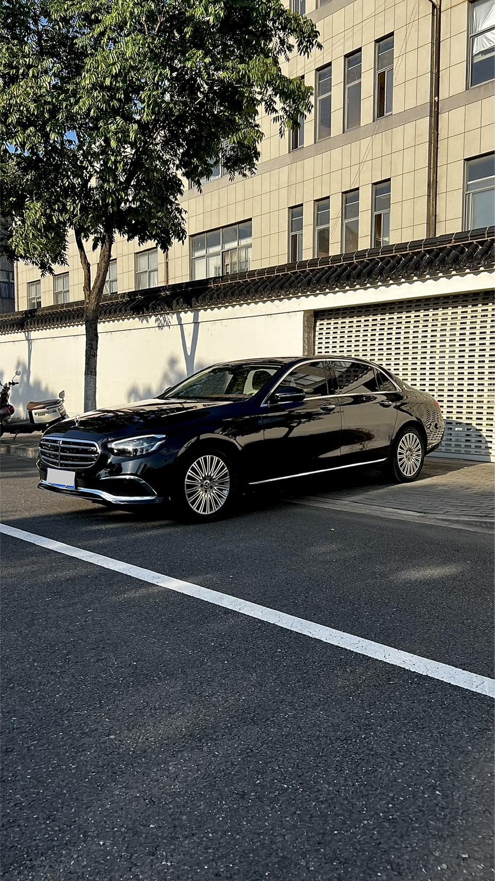 Mercedes-Benz Mercedes-Benz E-Class