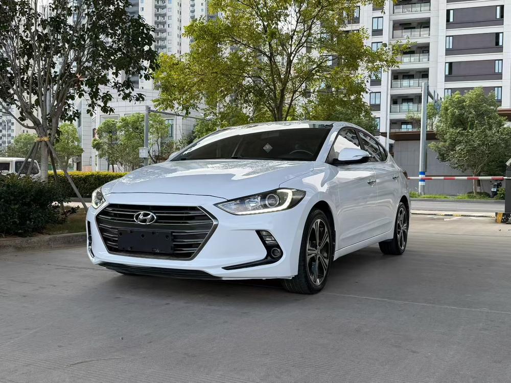 Hyundai Elantra Lingdong
